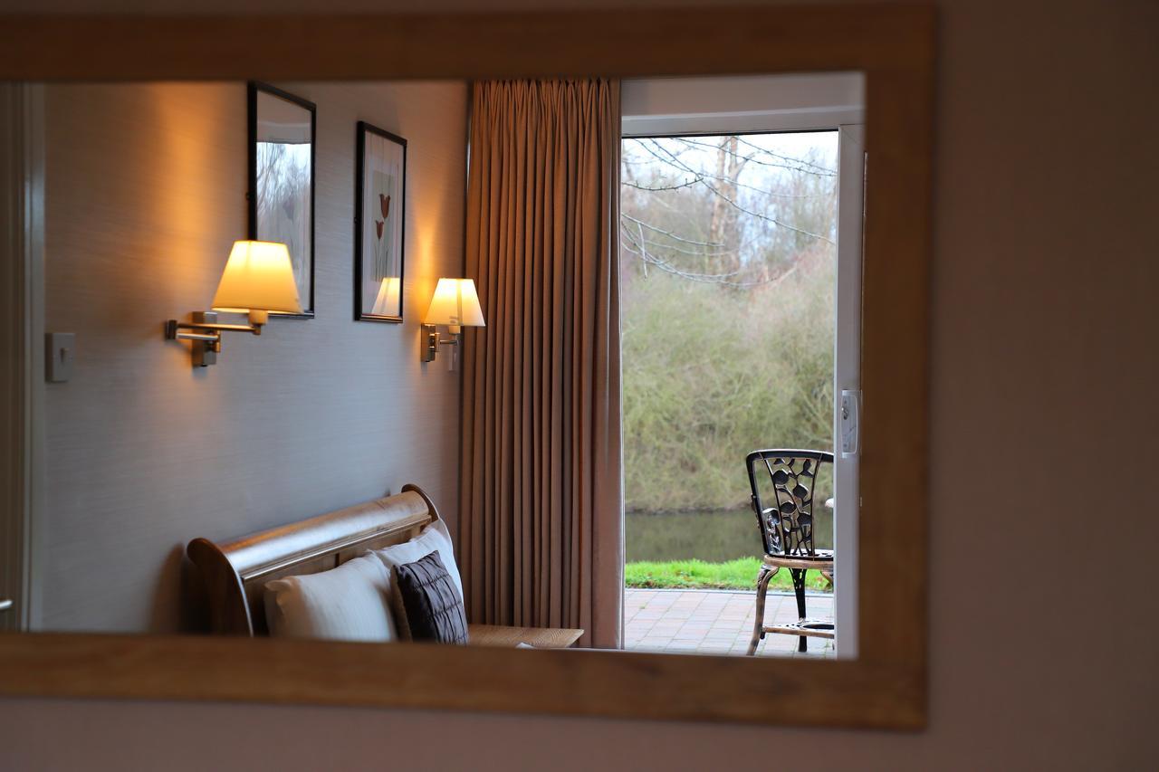 Inn On The Lake Gravesend Buitenkant foto