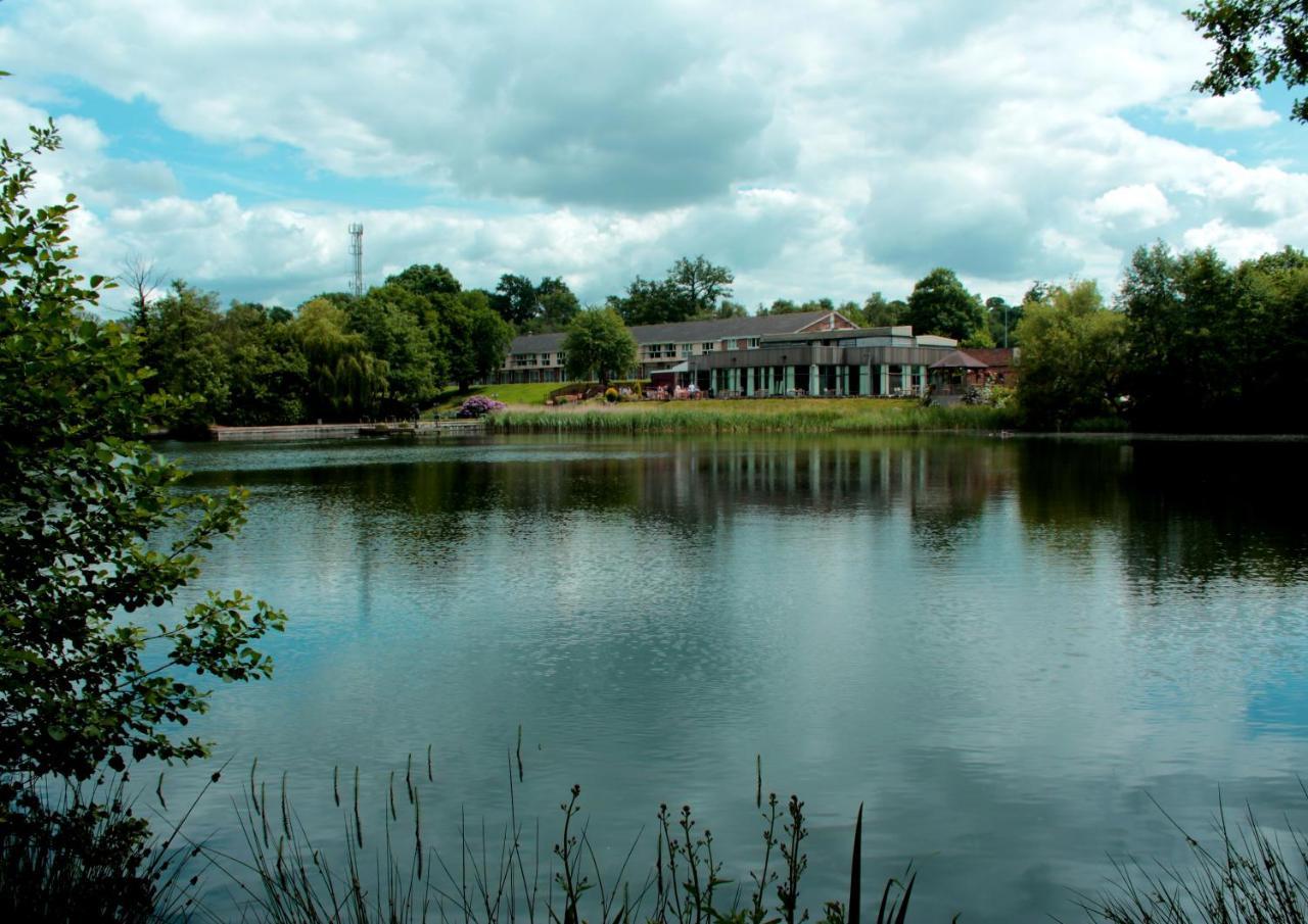 Inn On The Lake Gravesend Buitenkant foto